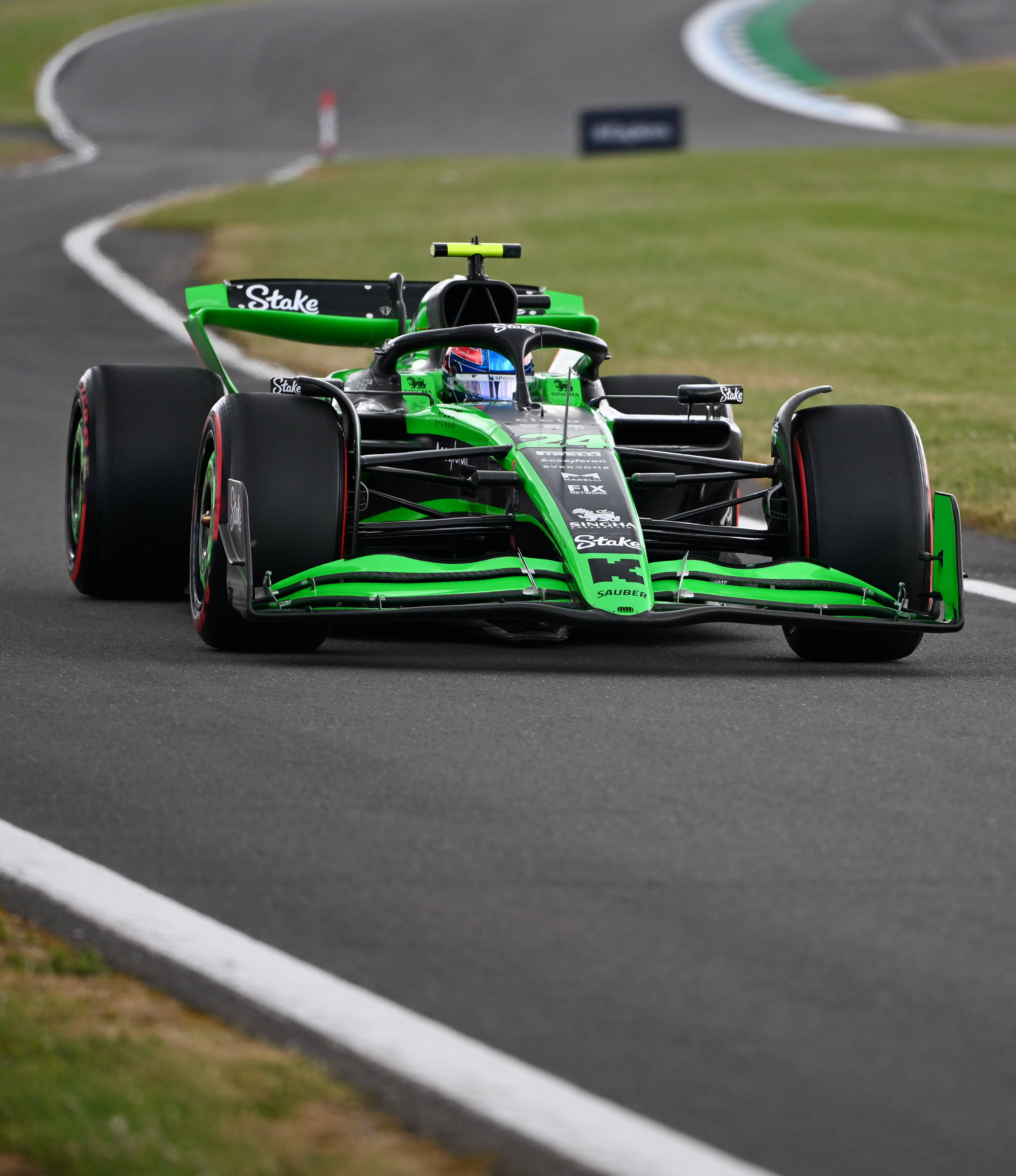 开云体育2026-索伯车队逆转红牛车队，周冠宇刷新纪录  第2张