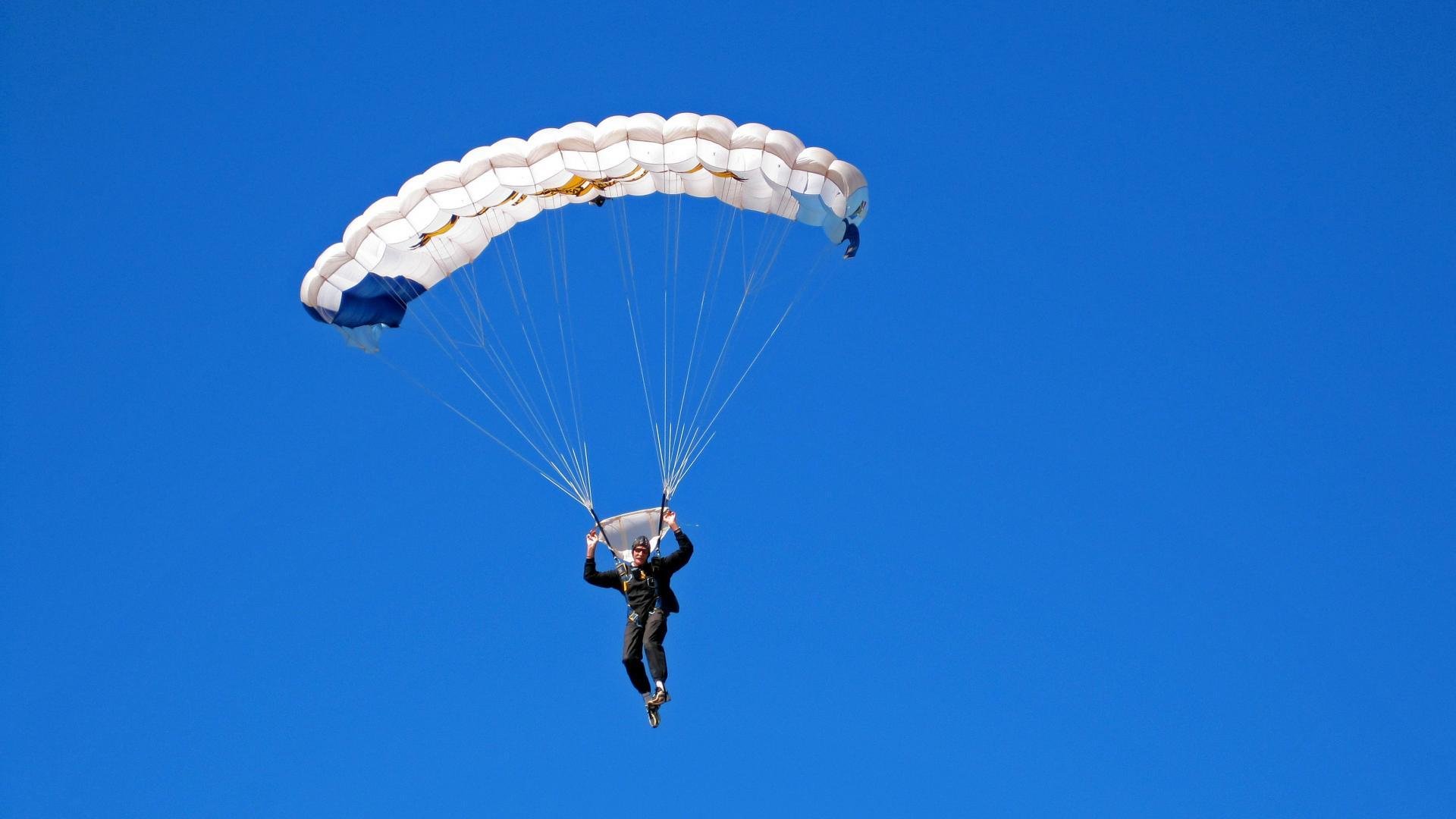 开云体育APP下载-文班亚马撕碎奇才防线，当独角兽降临，篮球规则是否正在被重写？