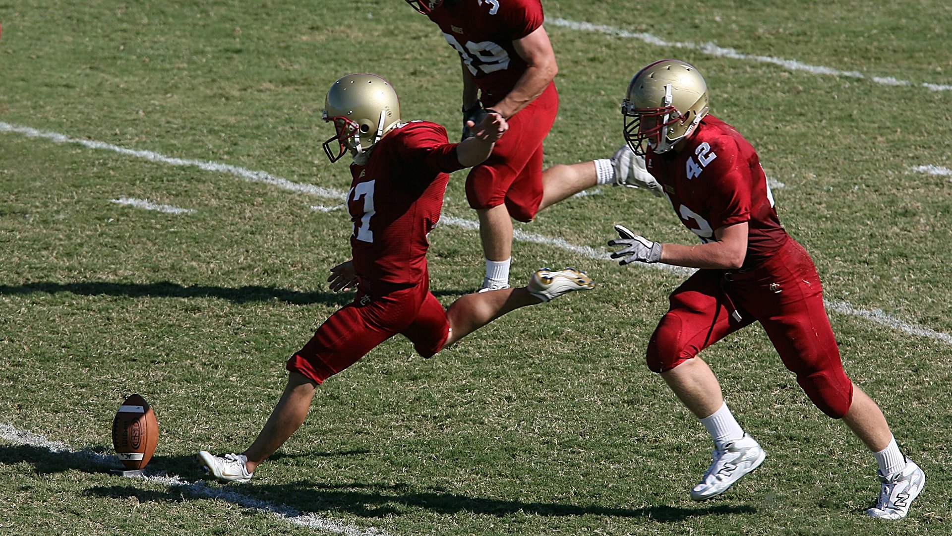 开云体育官网-戈贝尔的无声指挥，当北京队用节奏扼住雄鹿的咽喉
