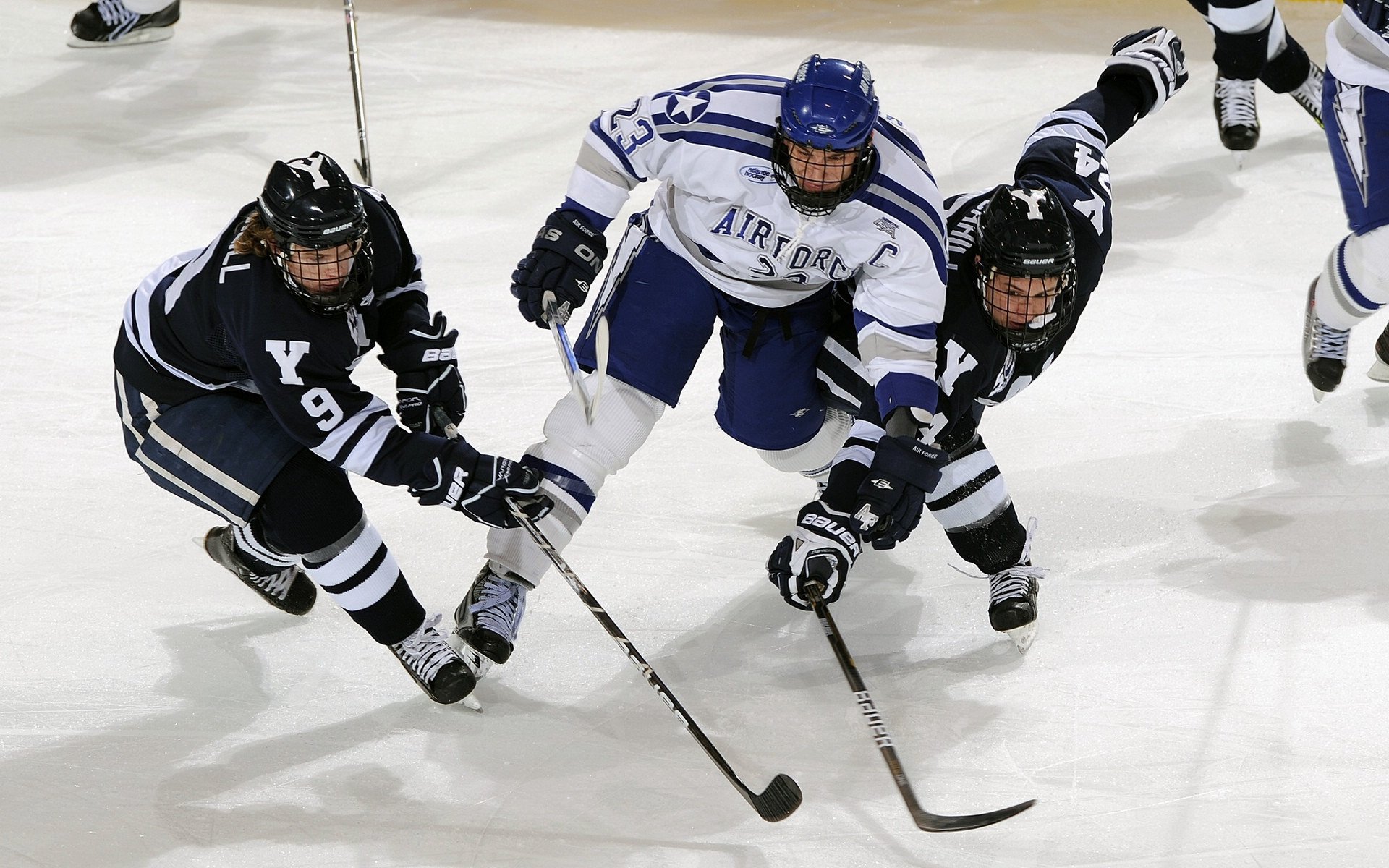开云体育app-当黄喜灿在NBA总决赛接管比赛，一场跨越维度的体育狂欢