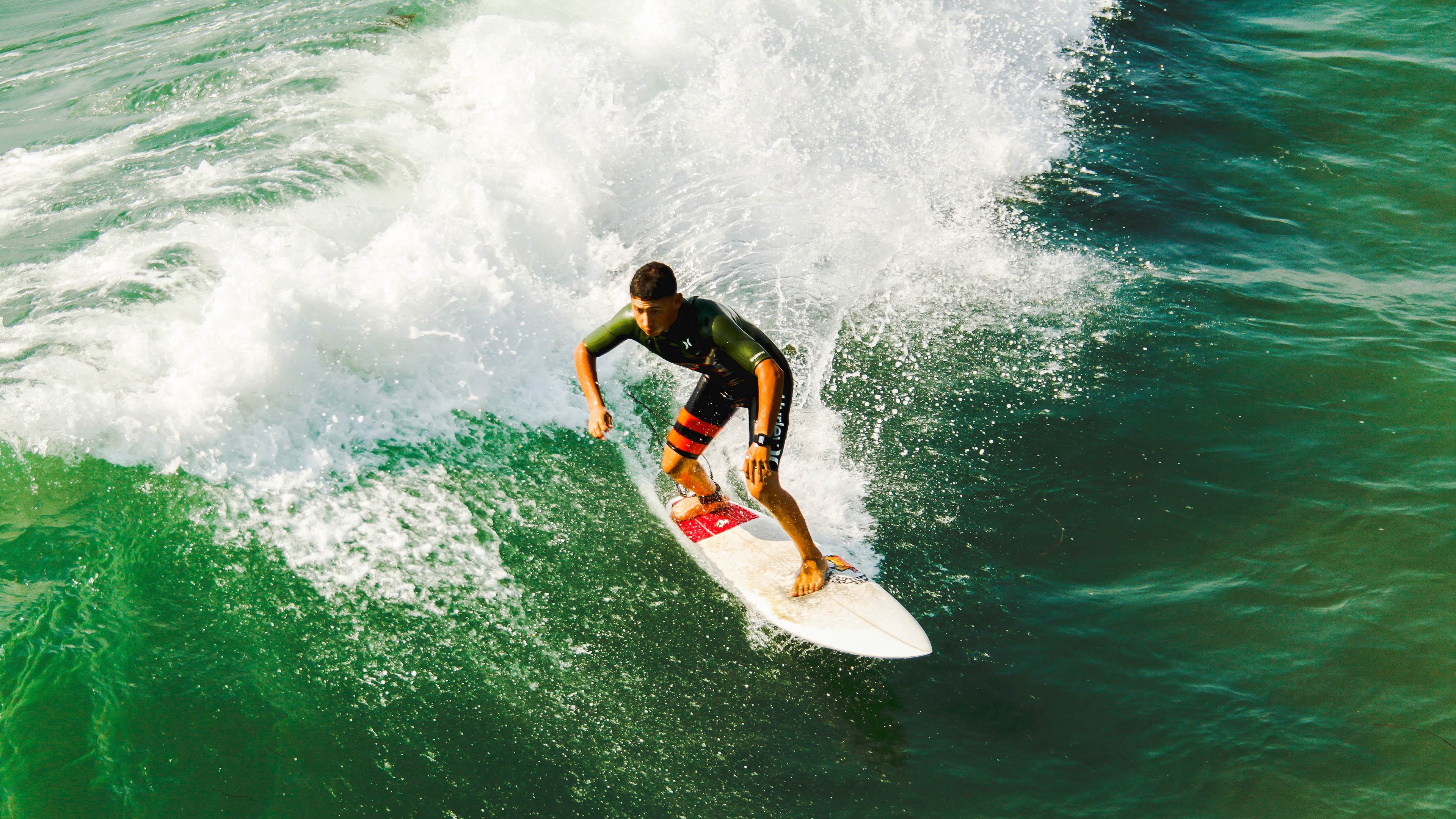 开云体育官网-2026世界杯焦点战，桑巴风暴席卷玫瑰碗，巴西末节带走贝蒂斯